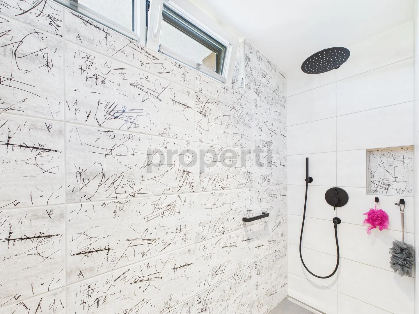 Dreamlike 3.5-room penthouse apartment in Untersiggenthal - Photo 10 of 13