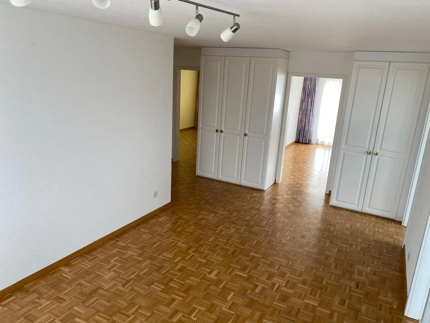 Dreamlike 5.5-Room Apartment with Lake View in Steckborn, Canton TG - Photo 4 of 10