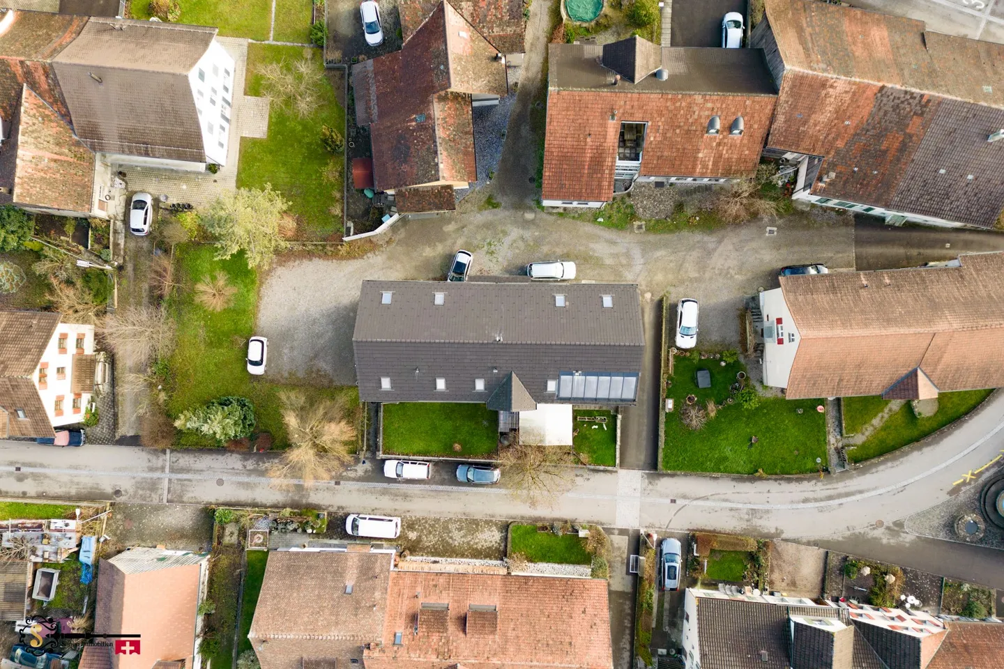 Ruhige 4.5-Zimmer Wohnung mit idealer Lage nahe Zentrum von Bürglen - Foto 12 von 13