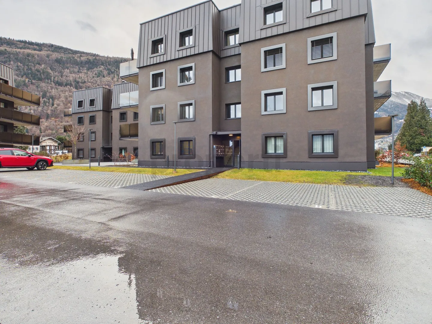 Appartement Moderne avec Terrasse Privative - Photo 12 sur 13