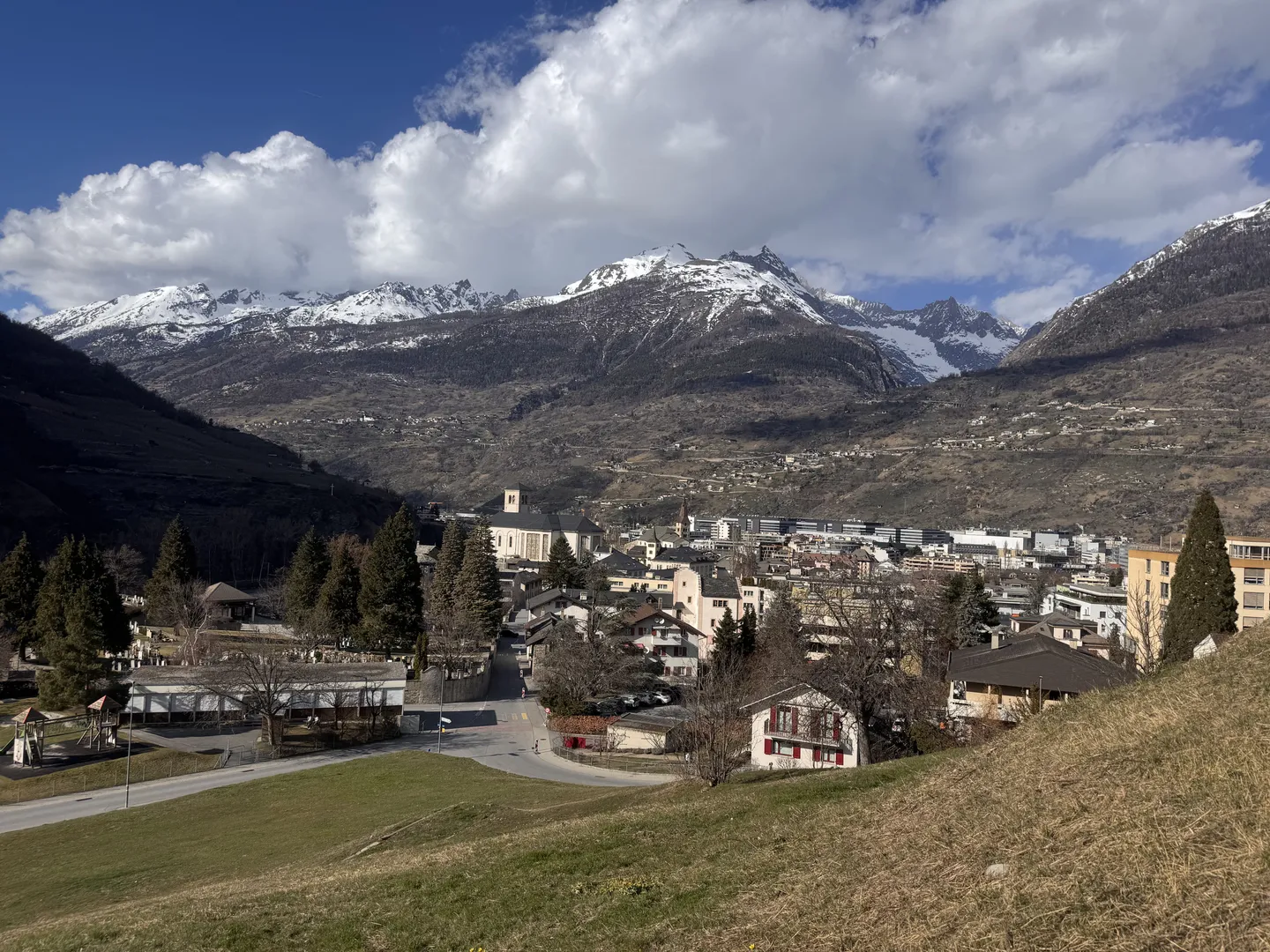 Quiet 0-room building plot with development potential, Visp - Photo 2 of 10