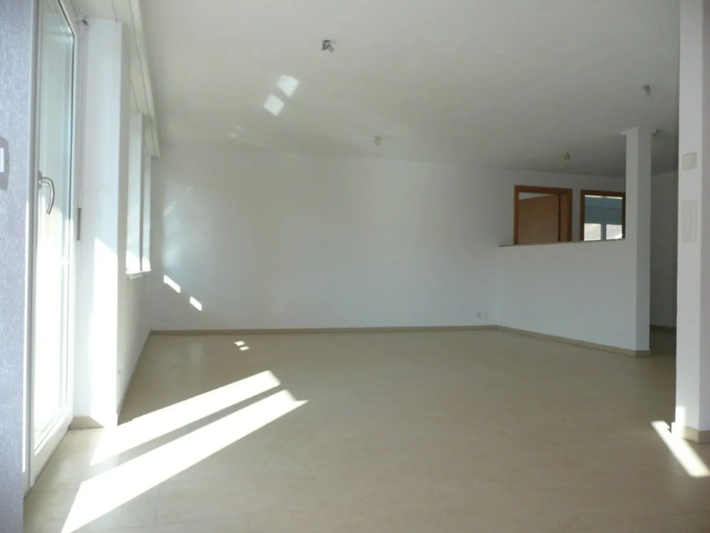 Modern 4.5-Zimmer-Apartment mit Balkon, Mosnang - Photo 2 of 10