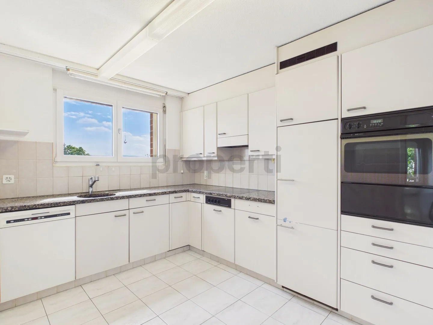 Helle 3.5-Zimmer-Wohnung mit Seeblick - Foto 5 von 11
