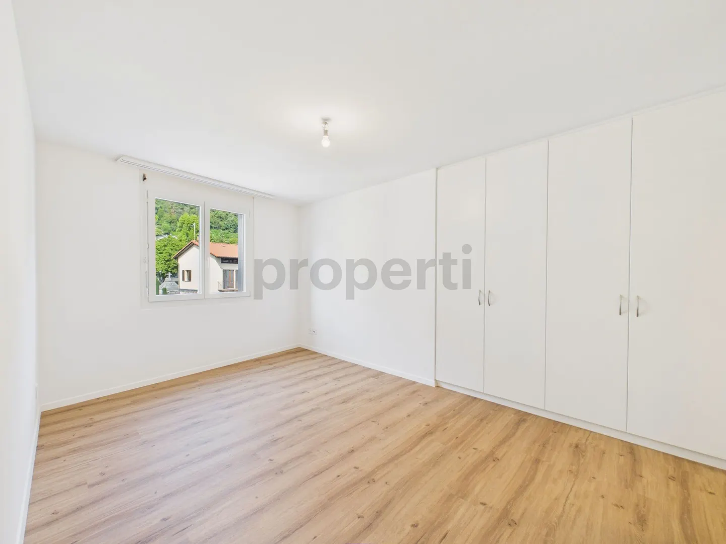 3.5 Pièces Rénovées, à Deux Pas du Centre de Locarno, aussi Maison Secondaire - Photo 5 sur 10
