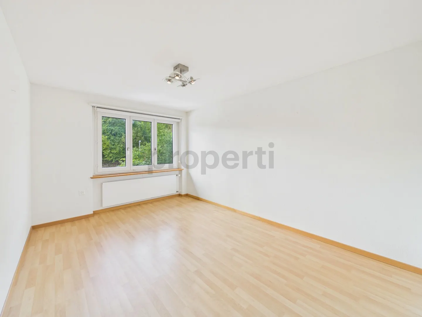 Charming two-family house with garden paradise and great potential in Horgen! - Photo 7 of 13