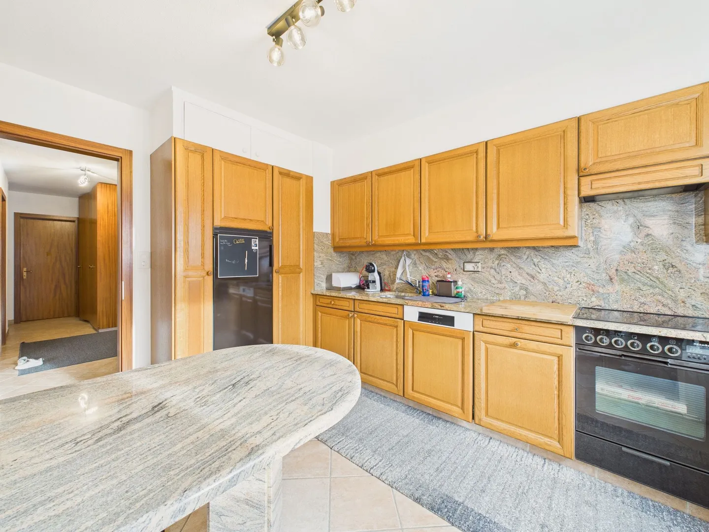 Spacieux 4.5 pièces  appartement élégant à Sion - Photo 4 sur 9