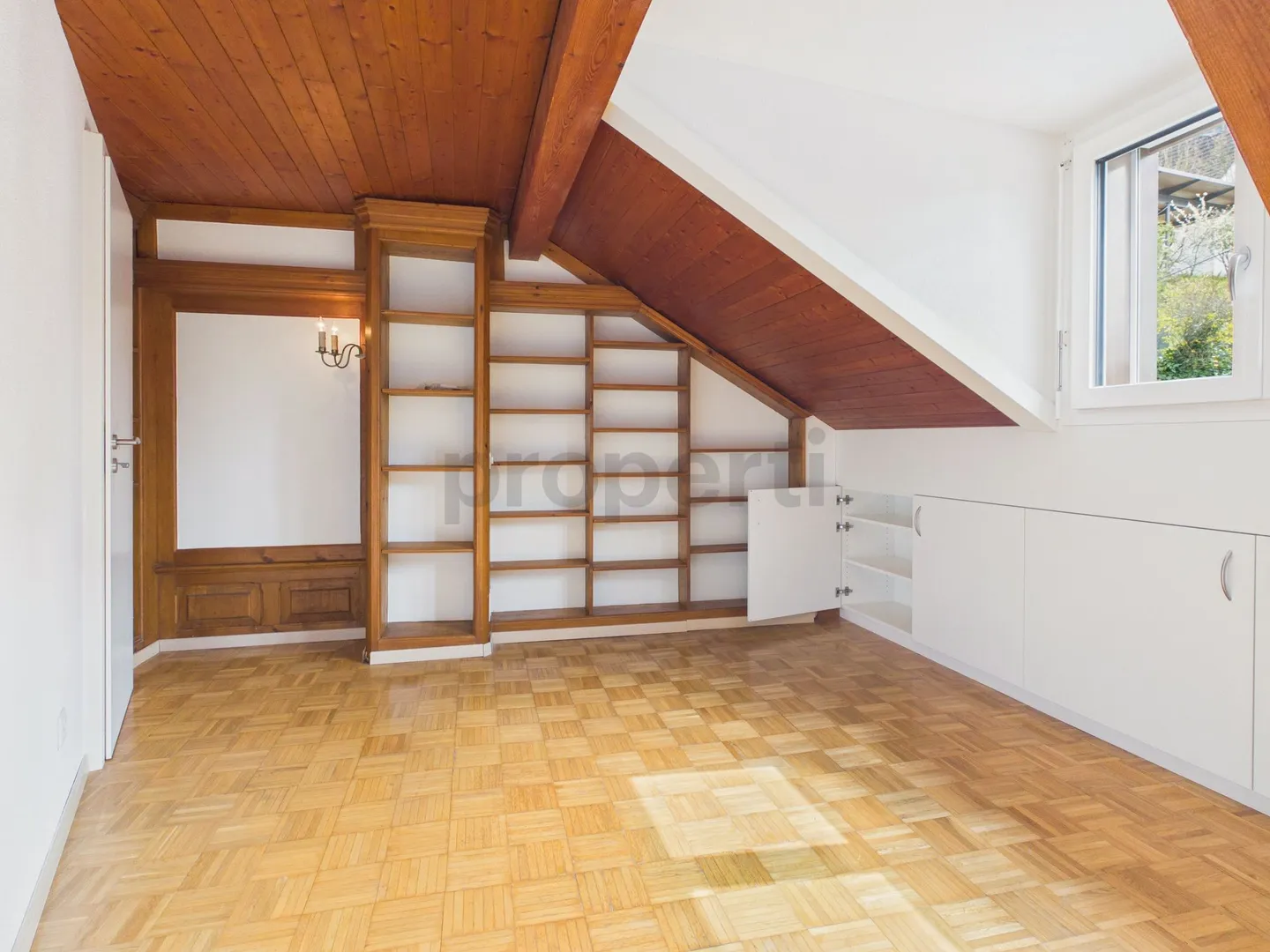 Appartement en duplex moderne de 4,5 pièces avec ambiance élégante à Sisseln - Photo 11 sur 13