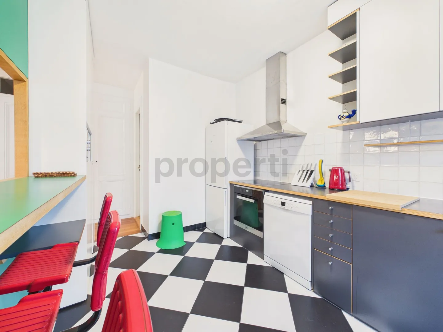 Geräumige 6-Zimmer elegante möblierte Wohnung mit Balkon, Genf - Foto 6 von 13