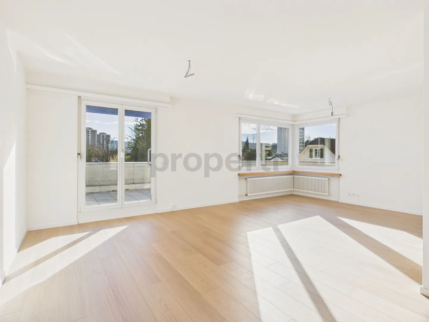 Newly renovated 3.5-room apartment in Reinach - Photo 1 of 7