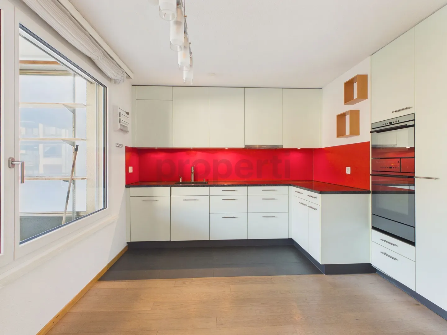 Appartamento attraente di 5,5 stanze a Buchrain - adatto alle famiglie e centrale - Foto 2 di 13