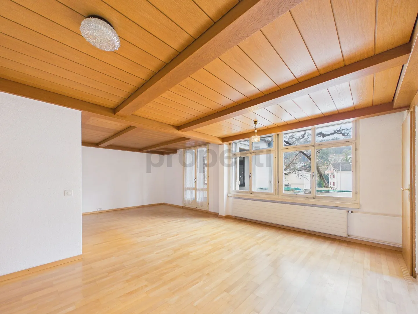 Penthouse spacieux avec grand balcon - Photo 2 sur 12