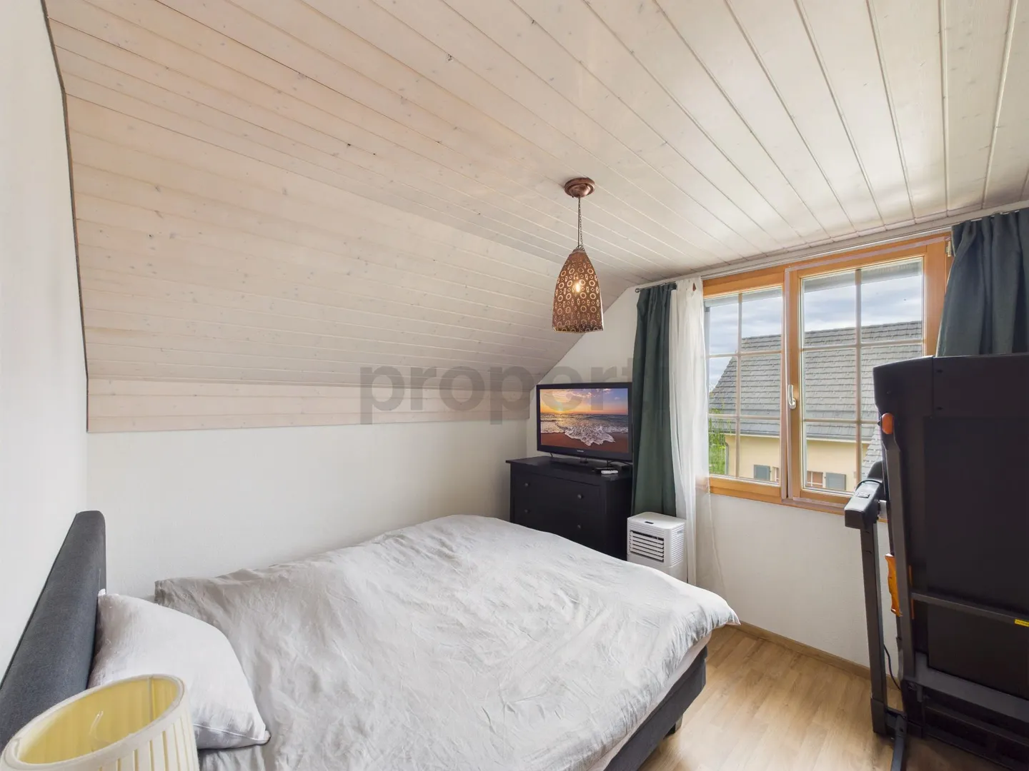 Captivating View, Large Garden with Pizza Oven, Underfloor Heating, Cellar & Peaceful Family Setting! - Photo 10 of 13