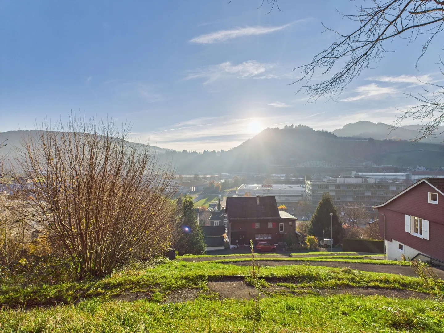 Terreno attraente con due case unifamiliari a Wattwil 1.130 m² - Foto 1 di 13