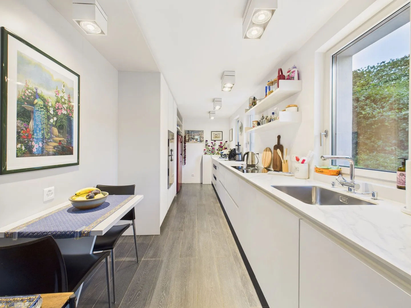 Luminosa villa unifamiliare con 5.5 locali a Riva San Vitale, TI - Foto 7 di 13