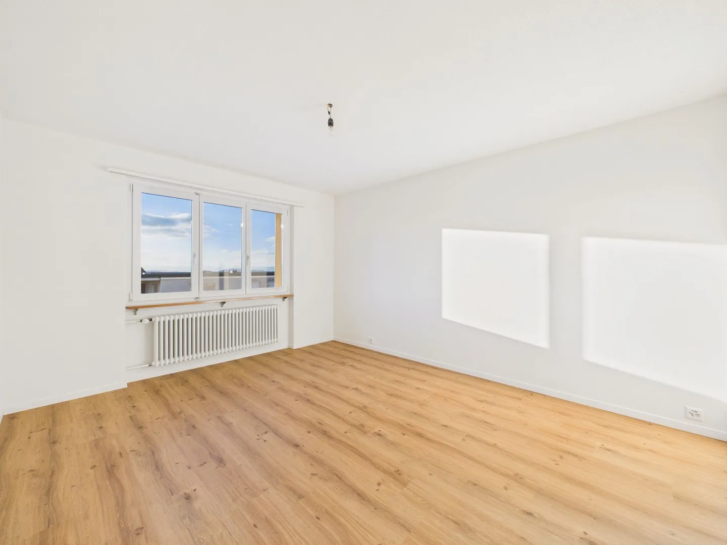 Charming 6.5-room terraced house with beautiful winter garden in Bellikon, Canton AG - Photo 7 of 13