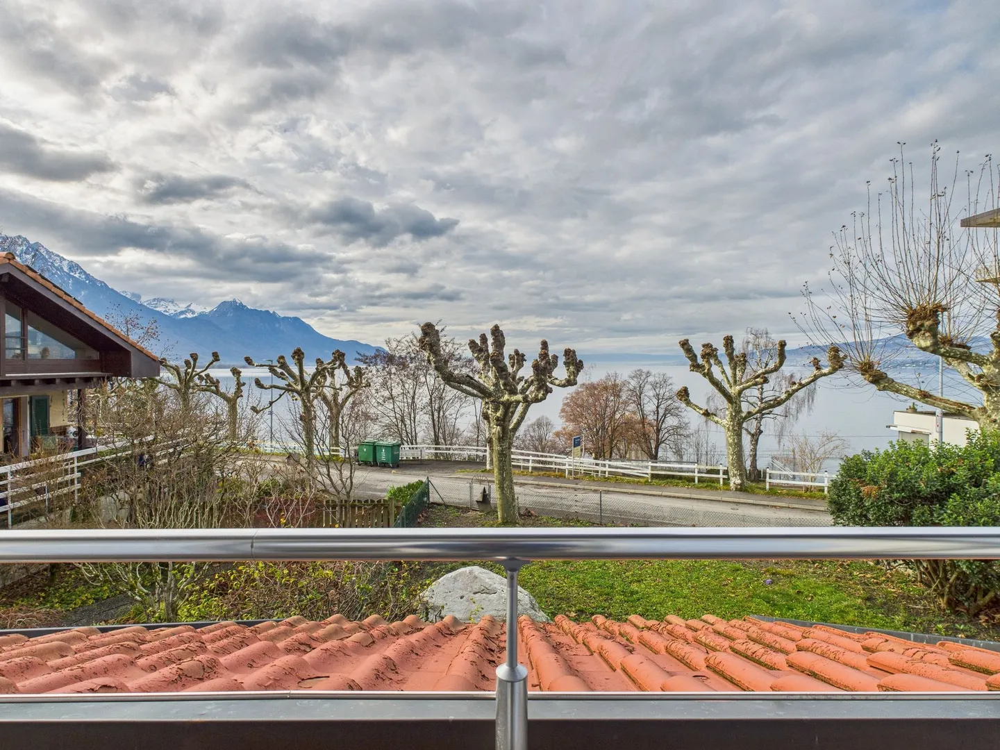 Stupenda casa a schiera con studio indipendente e vista eccezionale sul lago a Villeneuve - Foto 11 di 13