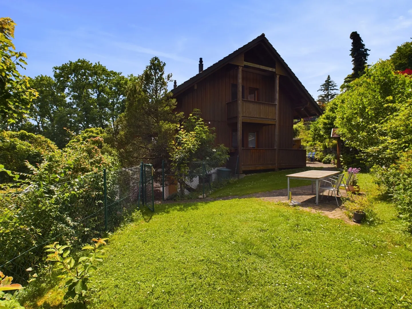 Modernes 4.5-Zimmer-Reihenhaus mit Garten in Niederbipp - Foto 12 von 13