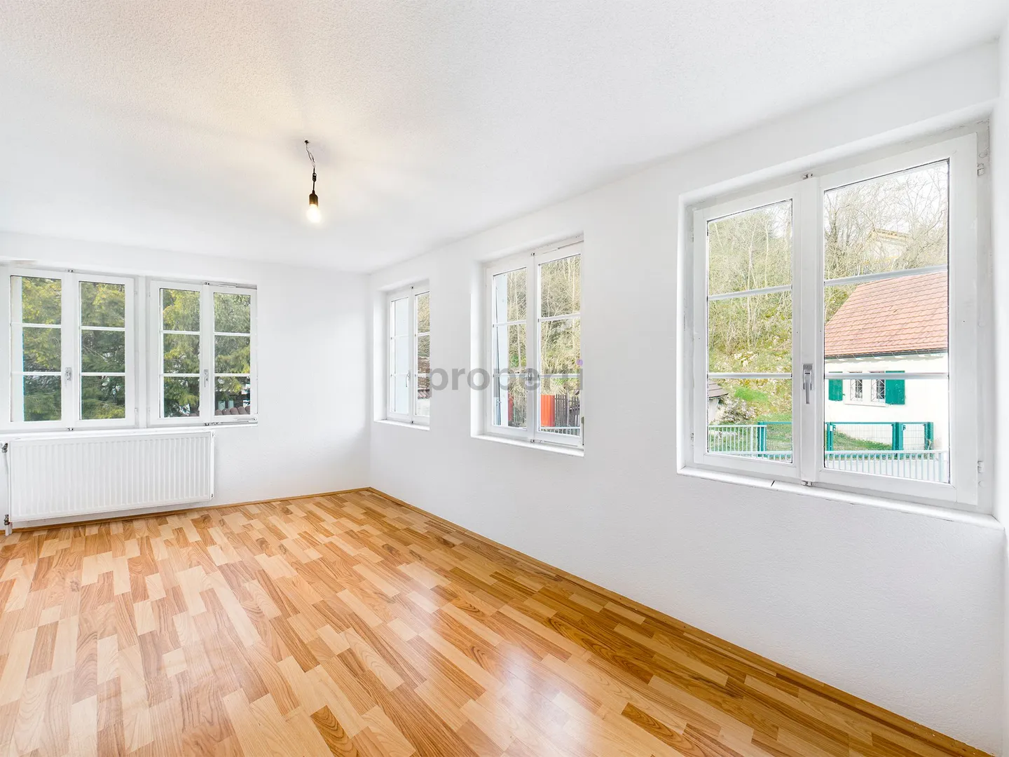 Charming 4.5-room single-family house in Langenbruck - Photo 4 of 10