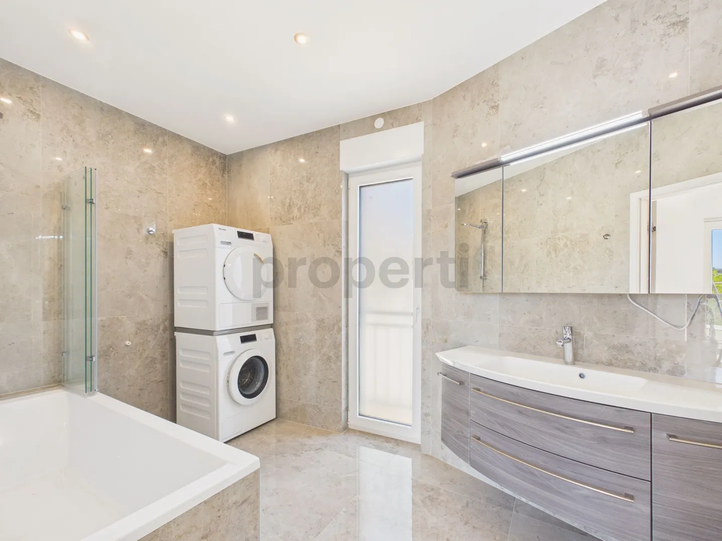 Moderne Wohnung in Rheinhalden - Foto 10 von 12