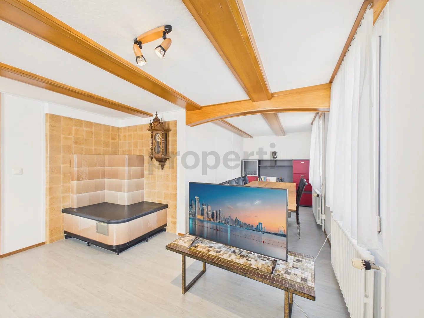 Charming Single-Family Home with 2- and 1-Room Apartments &amp; Commercial Space with Traditional Charm Perfect for Families - Photo 4 of 13