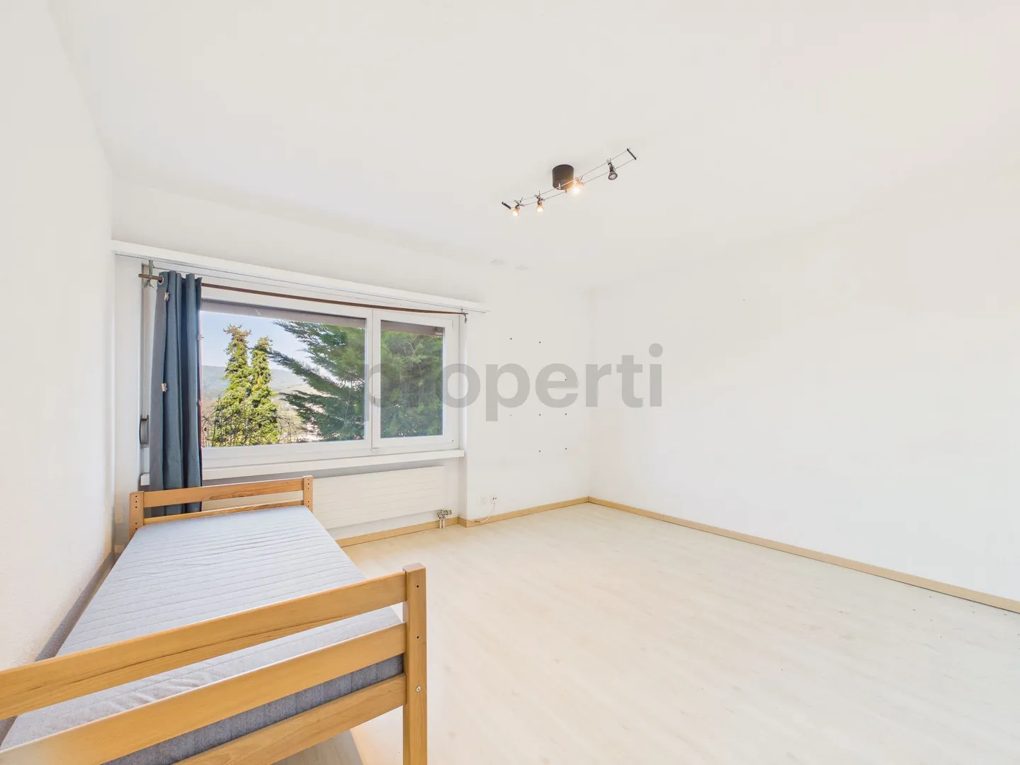 Spacious 8.5-room single-family house with balcony, Killwangen - Photo 6 of 13