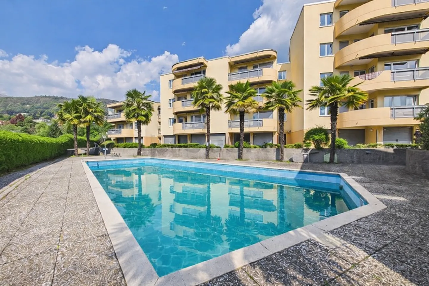 Exclusive 4.5 Room Apartment with Communal Pool (both 1st and 2nd Residence) - Photo 12 of 13