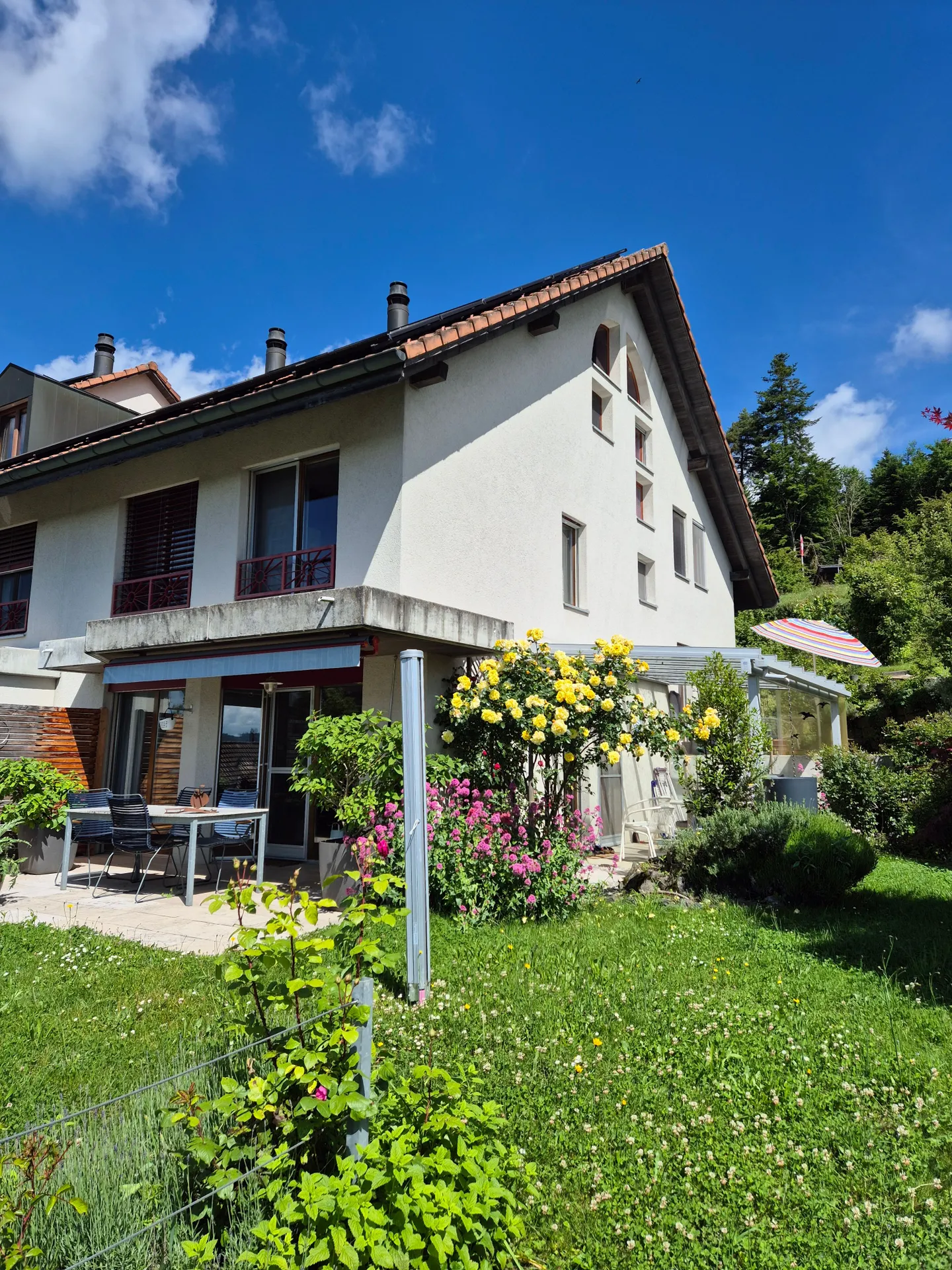 Attractive 5.5-Room Corner House in the Bernese Seeland - Photo 9 of 10