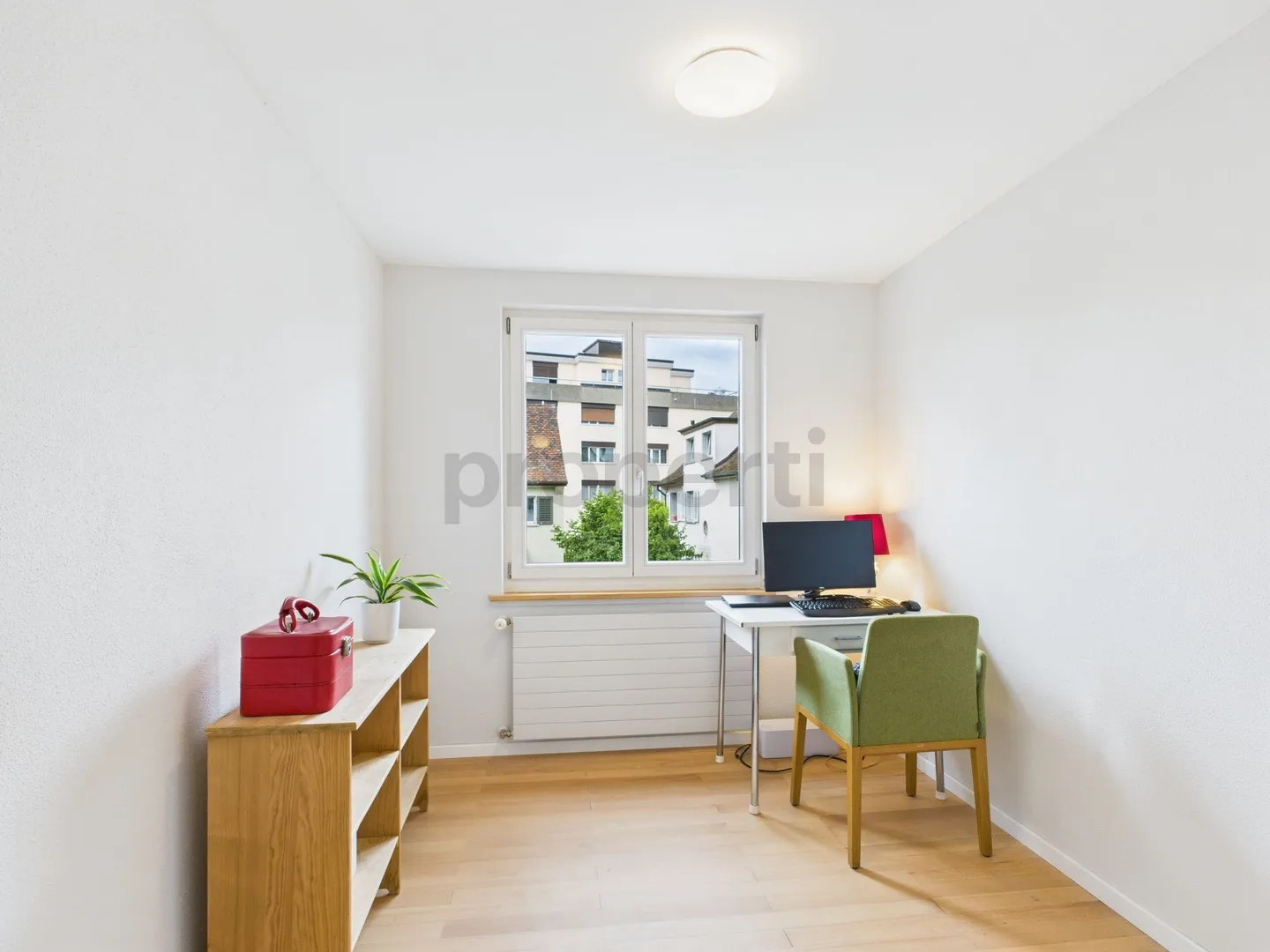 Maison de ville de 5,5 pièces fraîchement rénovée - Photo 8 sur 13