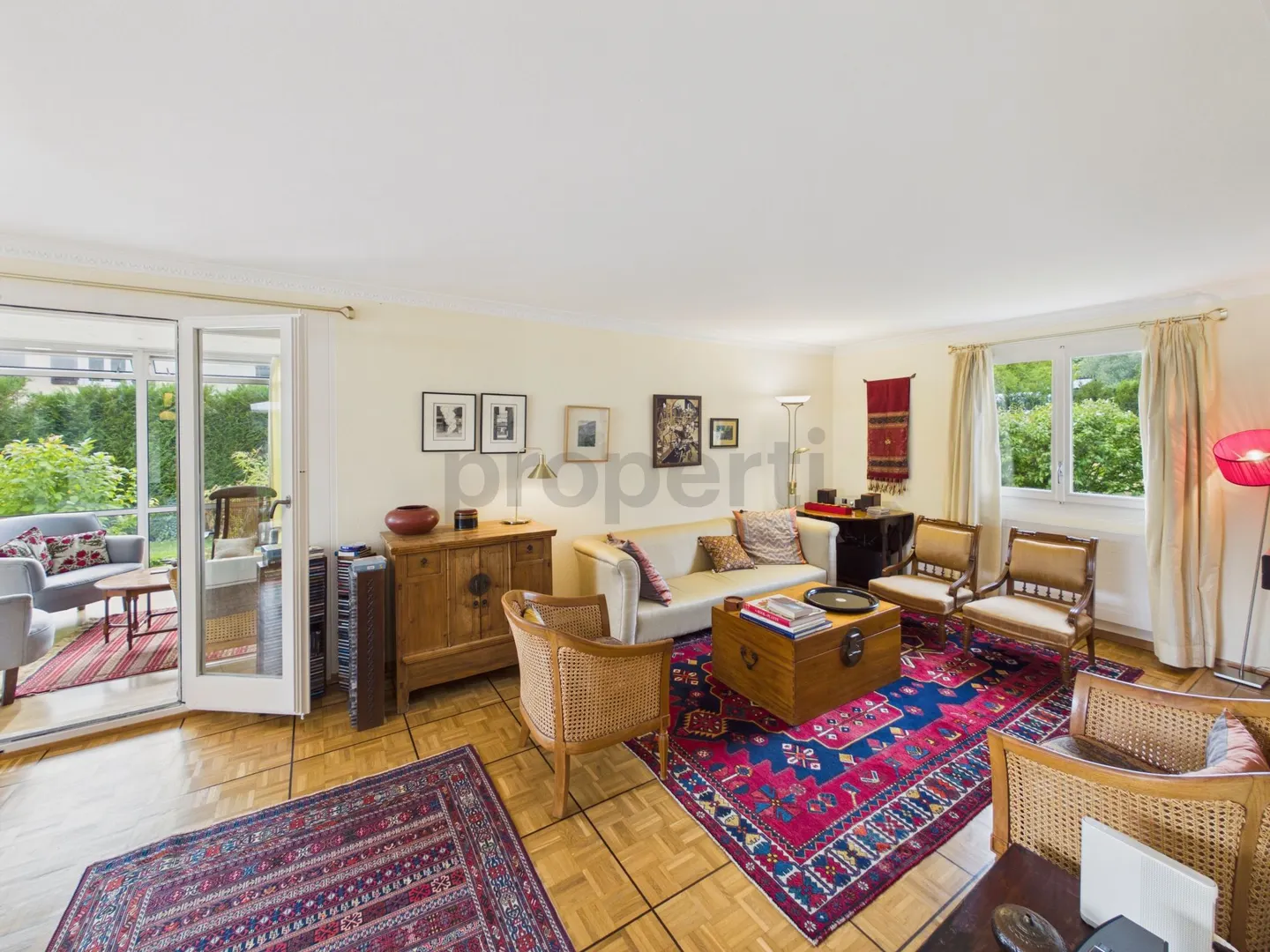 Grande giardino, magnifica veranda, piano terra luminoso, 4 camere! - Foto 2 di 13