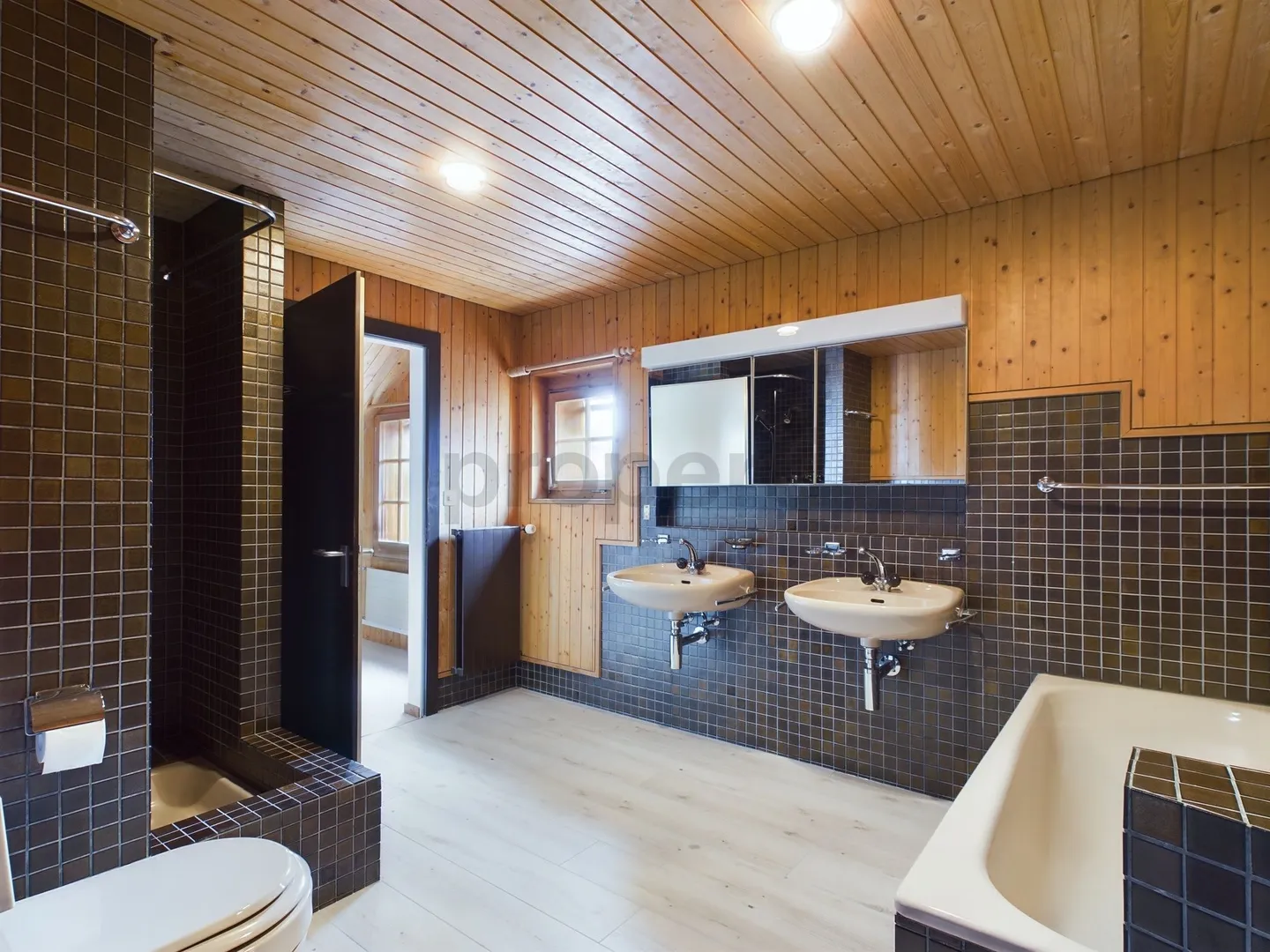 Maisonette spacieuse de 5,5 pièces avec balcon à Bischofszell - Photo 11 sur 13