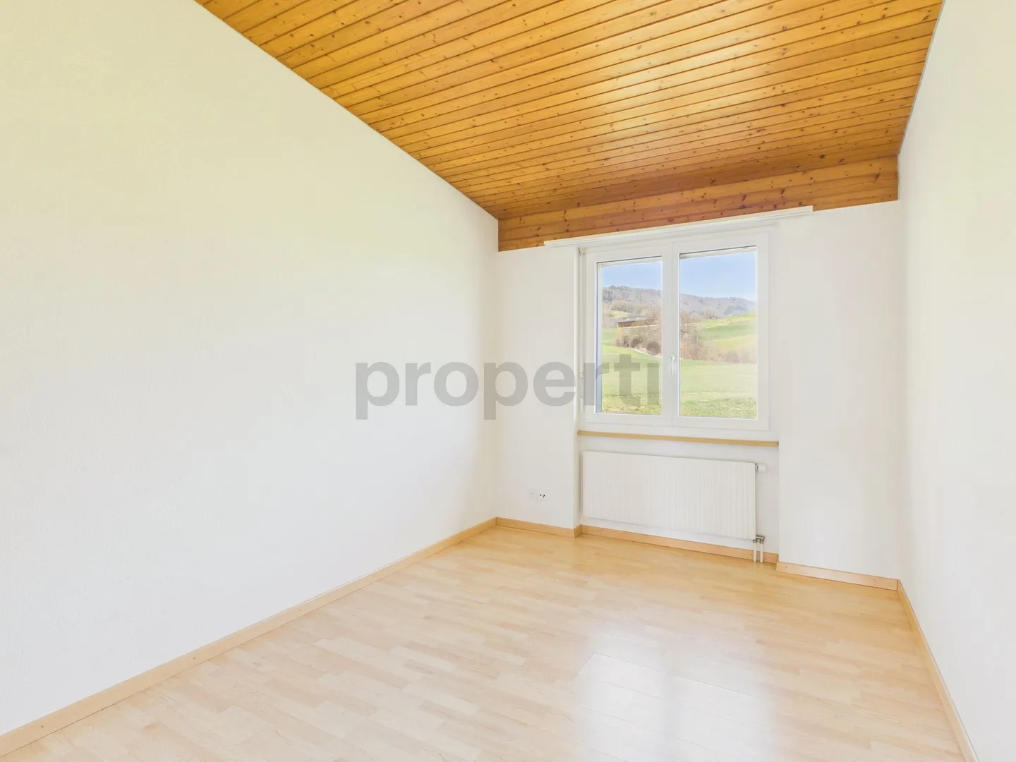 Luminoso appartamento di 4,5 stanze con balcone, Aedermannsdorf - Foto 10 di 13