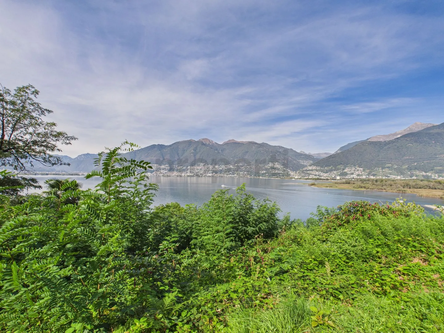 Terreno edificabile con vista lago - Foto 8 di 13