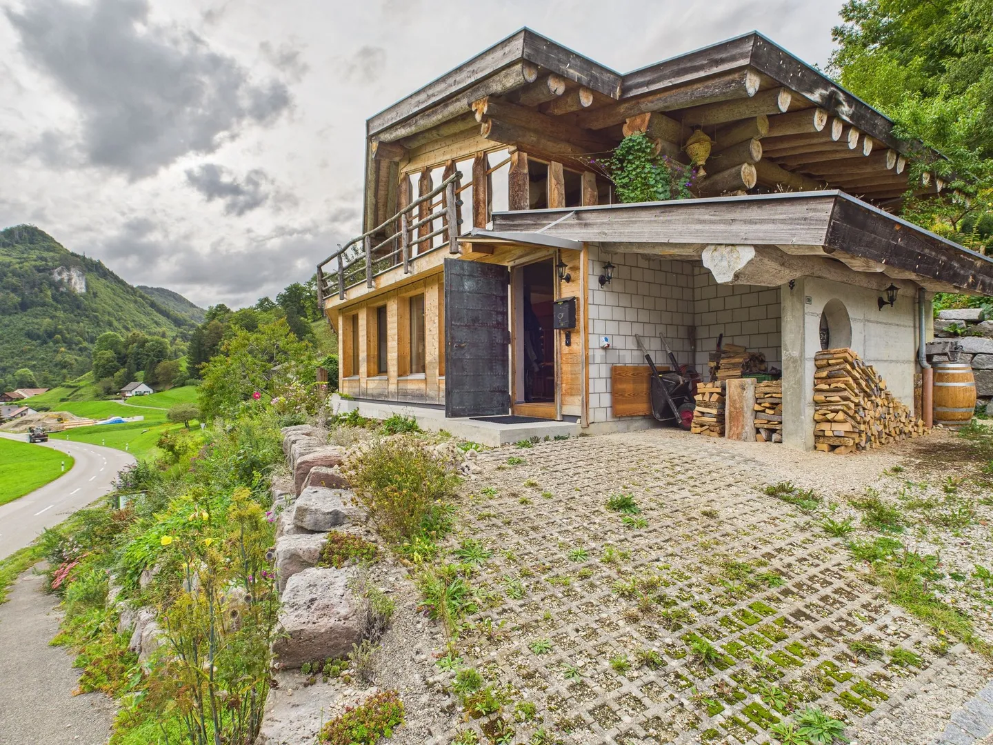 Appartement de 3.5 pièces charmant et conçu de manière durable dans un endroit calme à Beinwil - Photo 1 sur 13