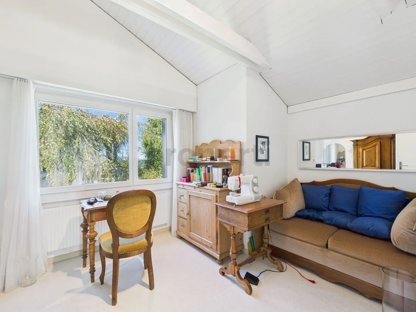 Moderne 6.5-Zimmer Einfamilienhaus mit Seeblick an ruhiger Lage in Untereggen - Foto 7 di 13