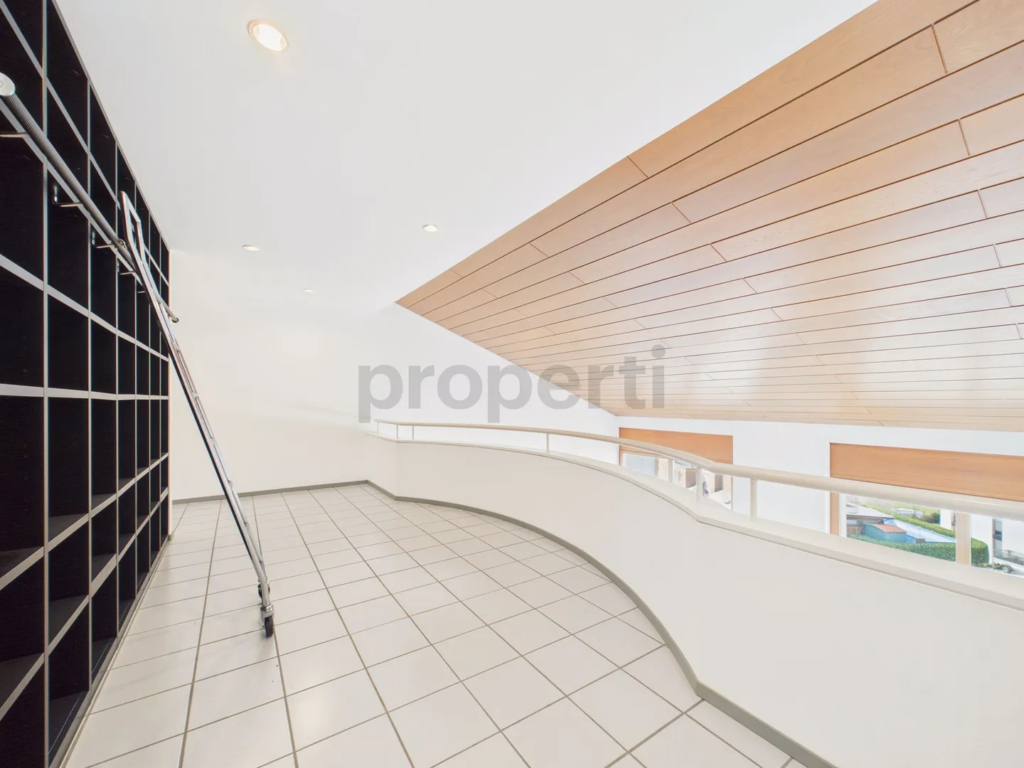 Detached villa with panoramic view - Sant'Antonino - Photo 10 of 13