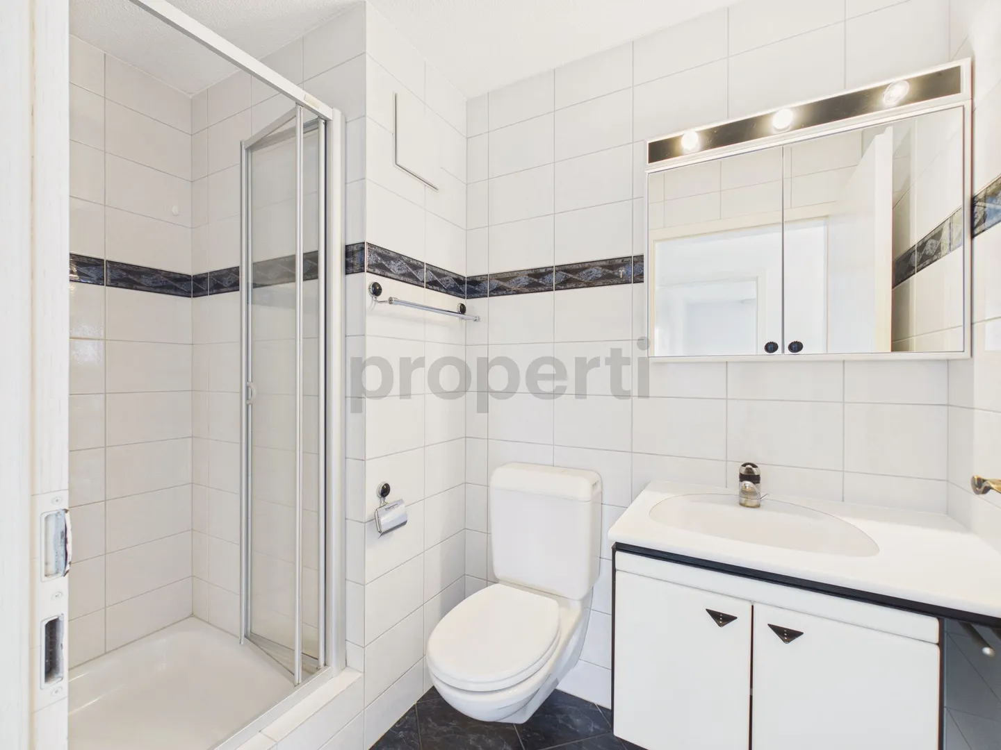 Geräumige Wohnung mit Balkon - Foto 10 von 13