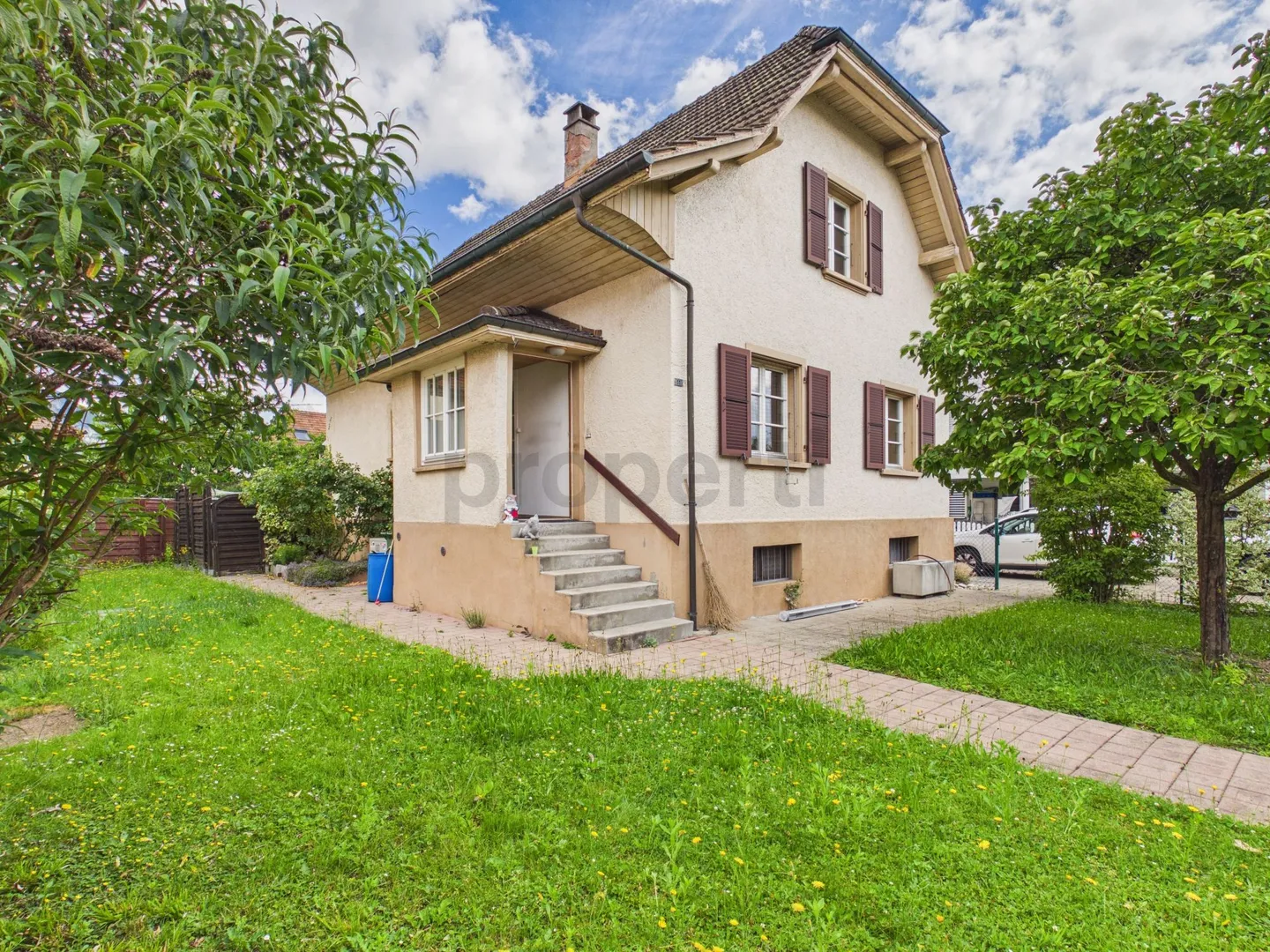 Grosszügiges Familienhaus in Zuchwil - Foto 1 von 12