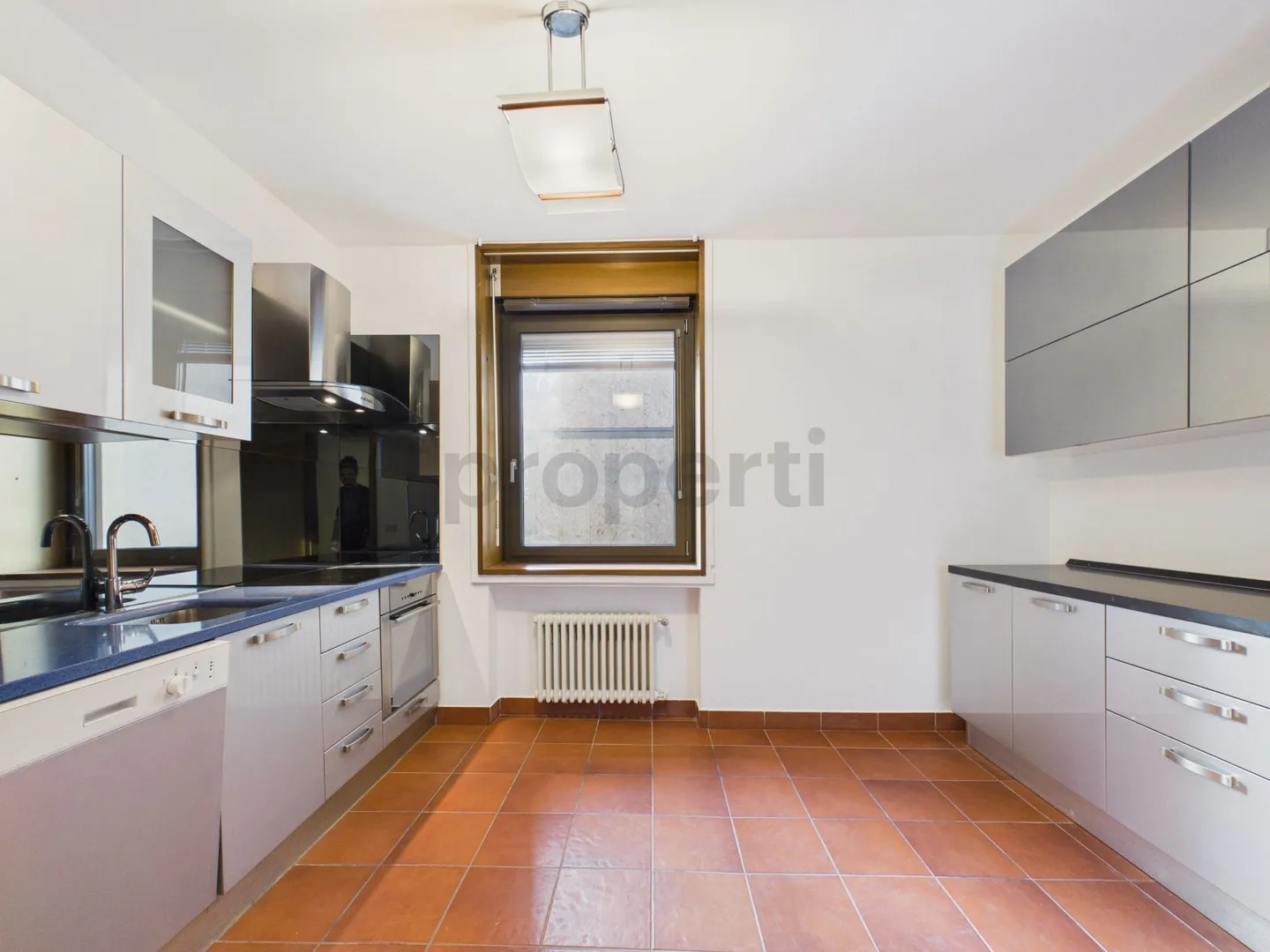 Elegante 4,5-Zimmer-Wohnung im Herzen von Lugano-Cassarate - Foto 4 von 12