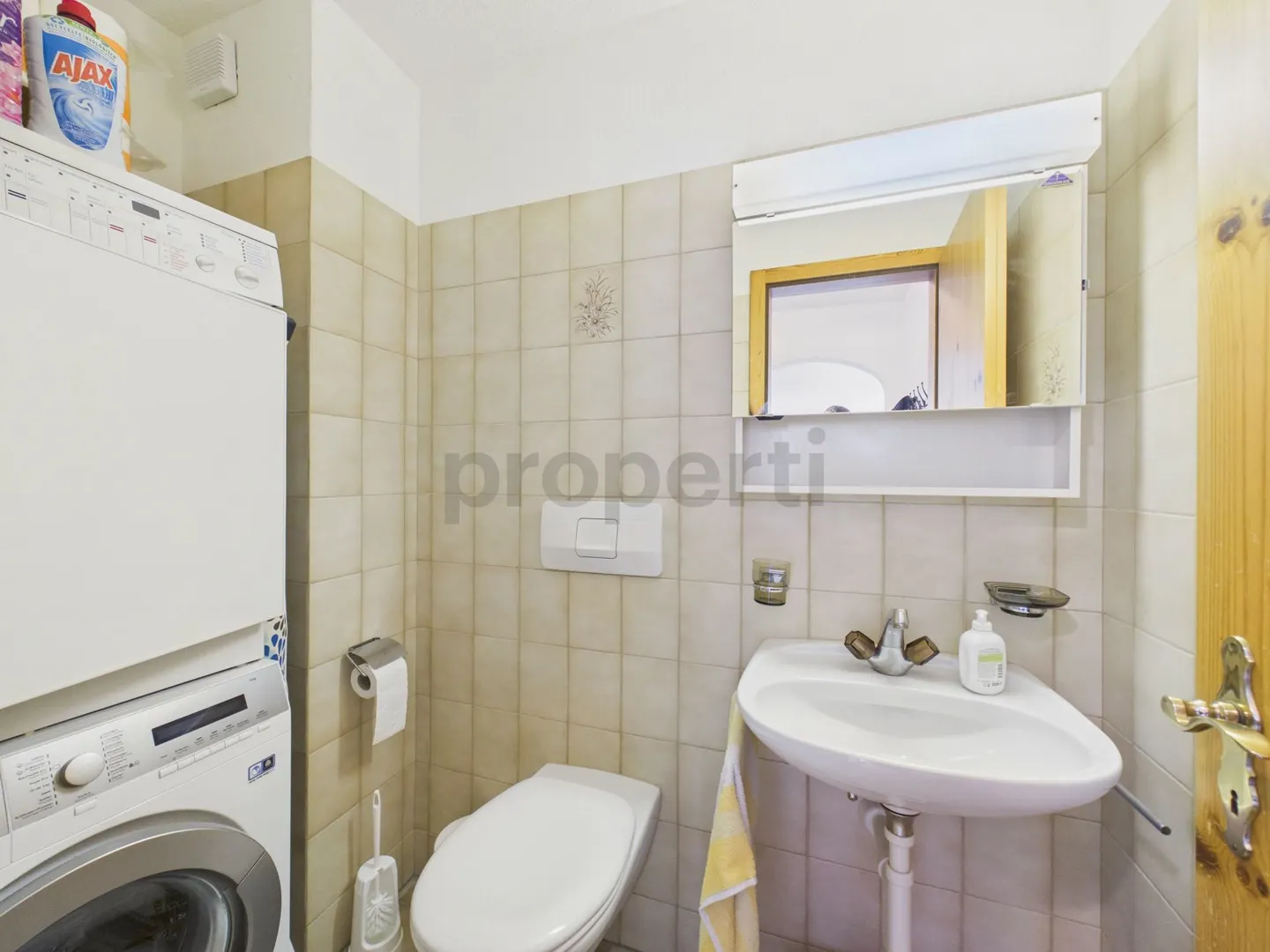 Dreamlike Mountain View, Cozy Swedish Stove & Balcony with Mountain View - Photo 10 of 13