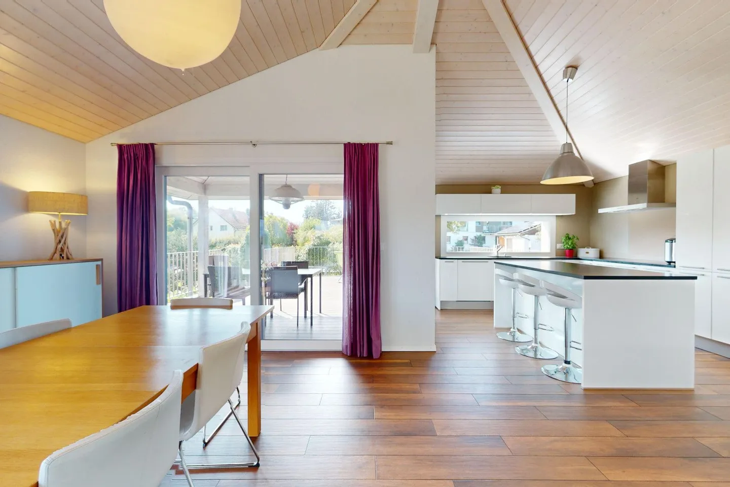 Exceptional Individual House with Garden in Savigny, VD - Photo 7 of 13