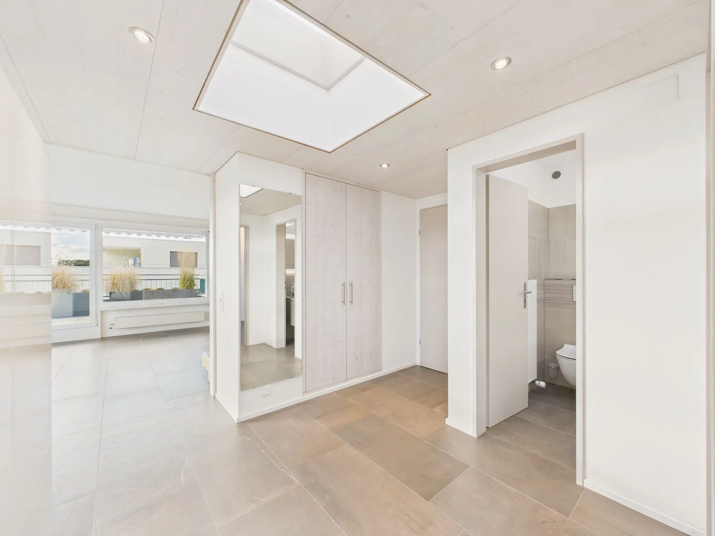 Appartement penthouse de 3,5 pièces de rêve avec grande terrasse à Rütihof, AG - Photo 5 sur 13