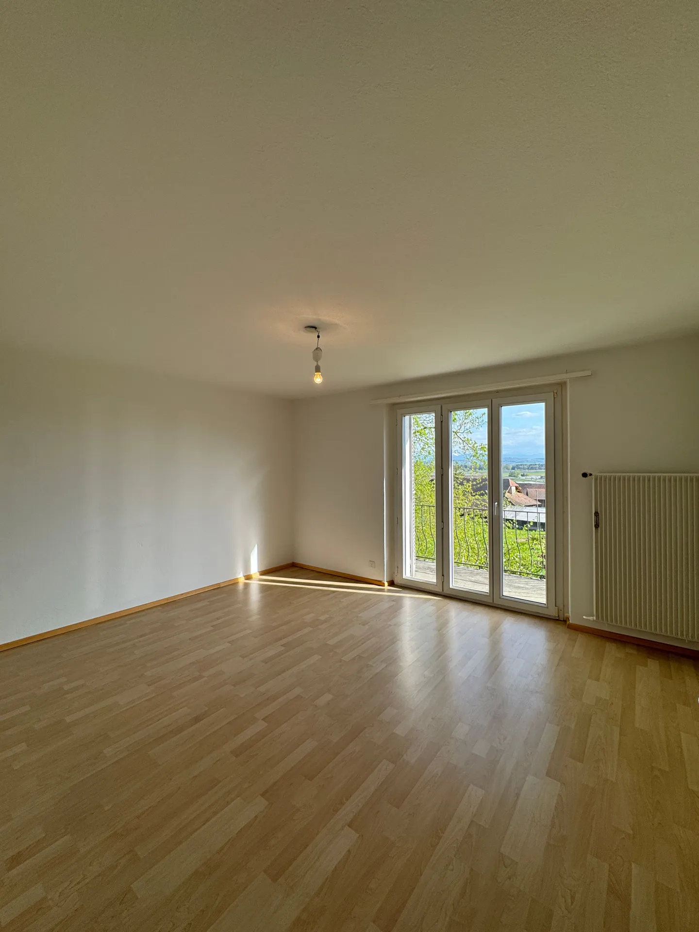 Charmante Wohnung mit Balkon - Foto 1 von 9