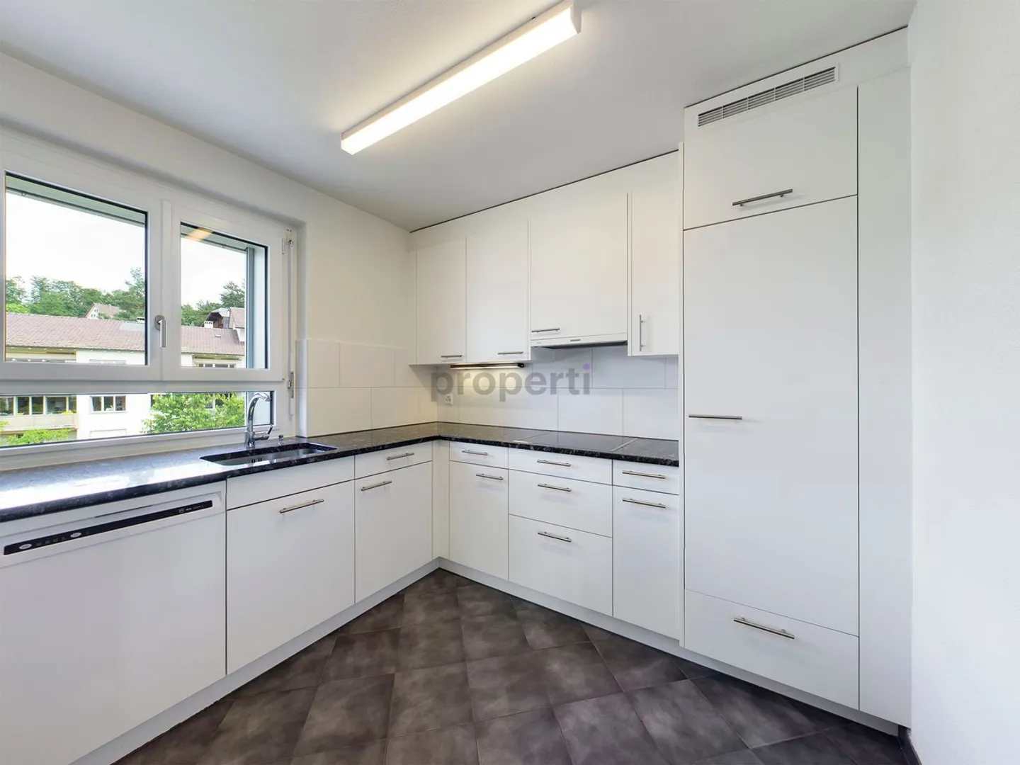 3.5 Room Apartment in Winterthur - Photo 2 of 6