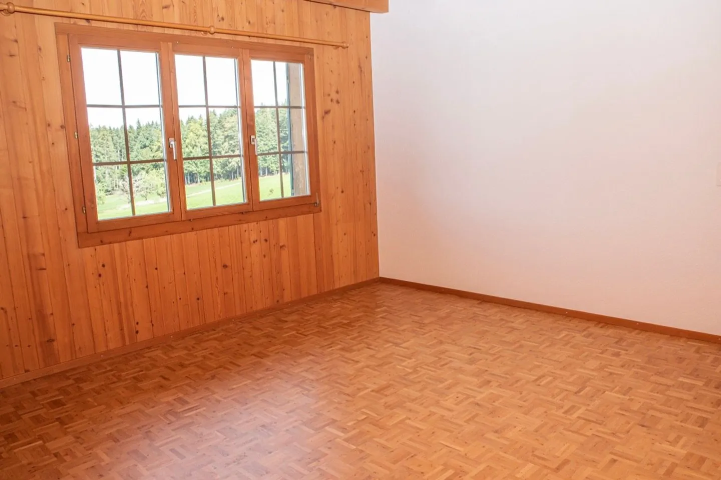 Appartamento affascinante 3.5 stanze nel verde con vista sulla foresta - Foto 5 di 10