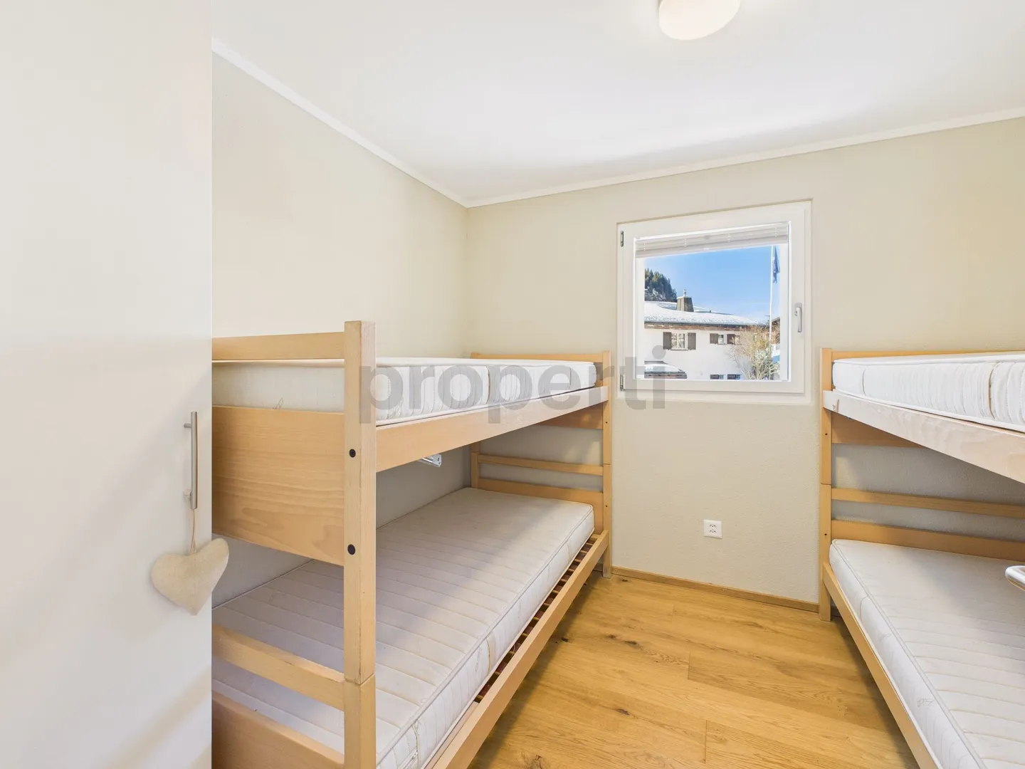 Appartamento arredato affascinante di 3,5 stanze con vista sulle montagne a Stoos SZ - Foto 9 di 12