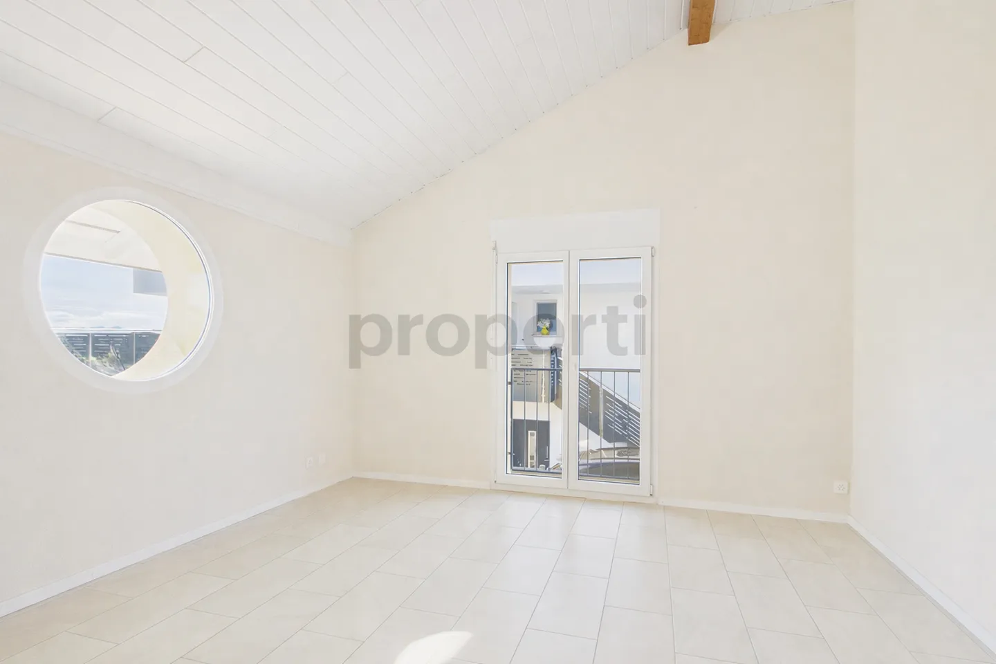 Elegant 4.5-room apartment with balcony, Chénens - Photo 6 of 10