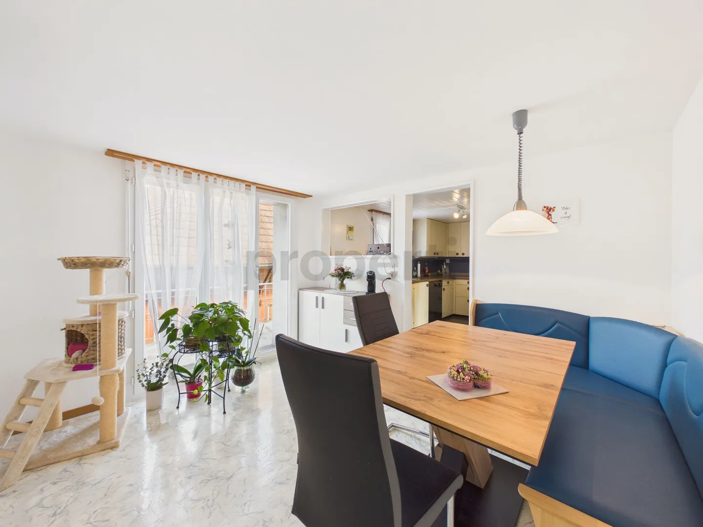 Charming Single-Family Home with 2- and 1-Room Apartments &amp; Commercial Space with Traditional Charm Perfect for Families - Photo 5 of 13