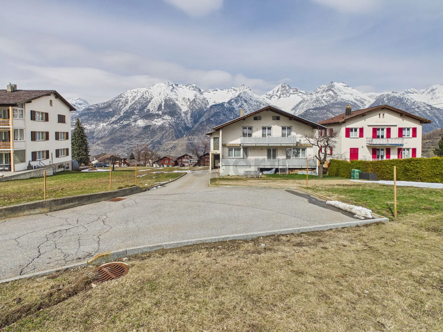 Spacious 5.5-room apartment with balcony, Unterbäch - Photo 11 of 13