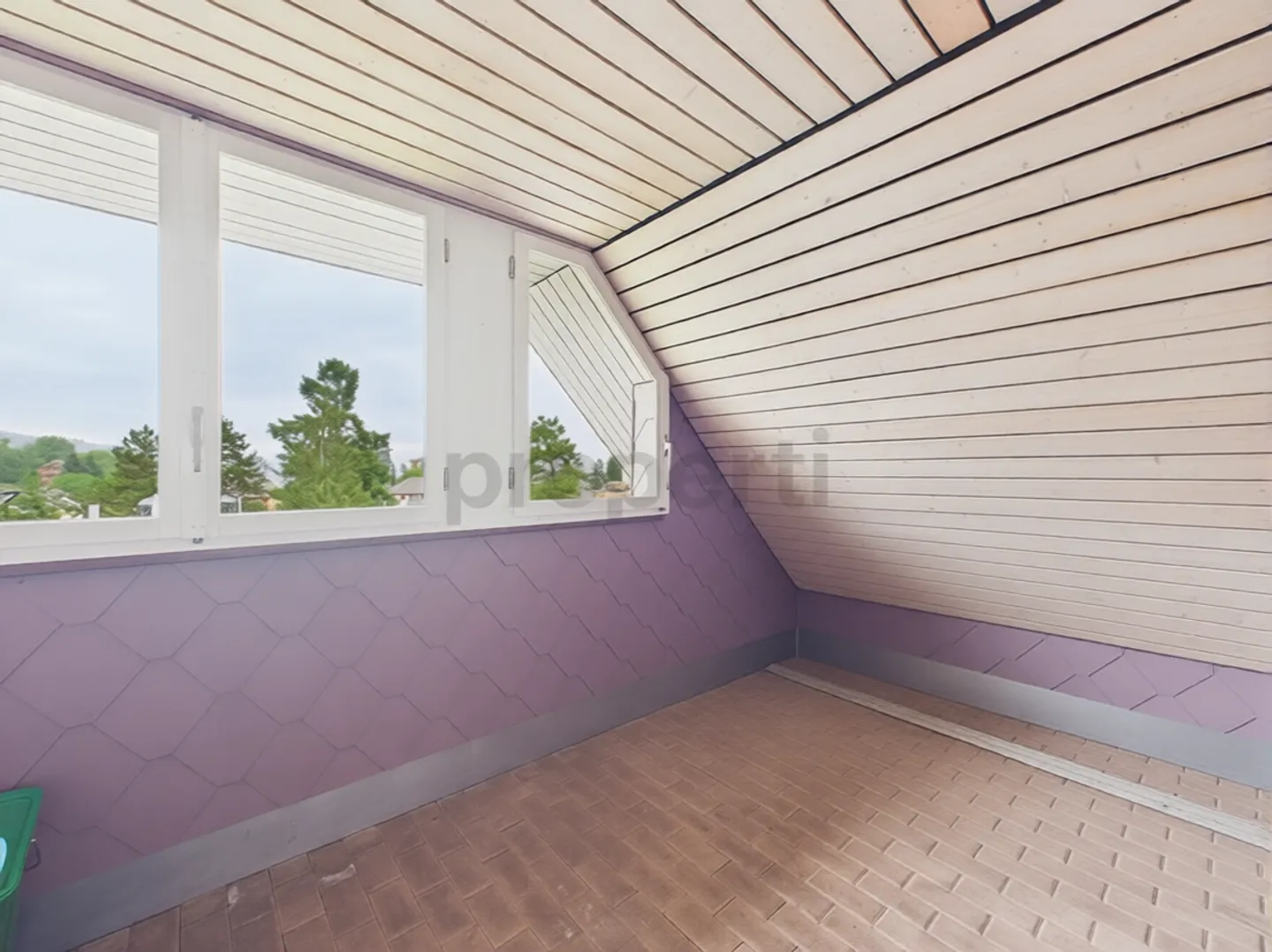 Elegante Attikawohnung mit Terrasse - Foto 11 von 13