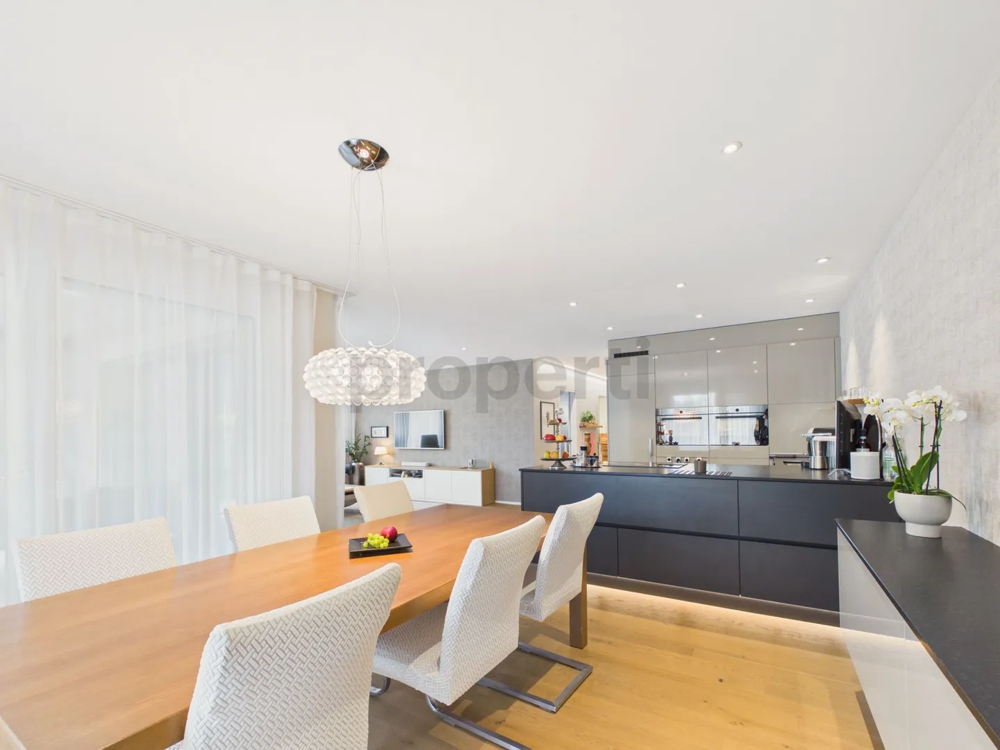 Exclusive 3.5-Room Designer Oasis with Private Garden Paradise - Photo 5 of 10
